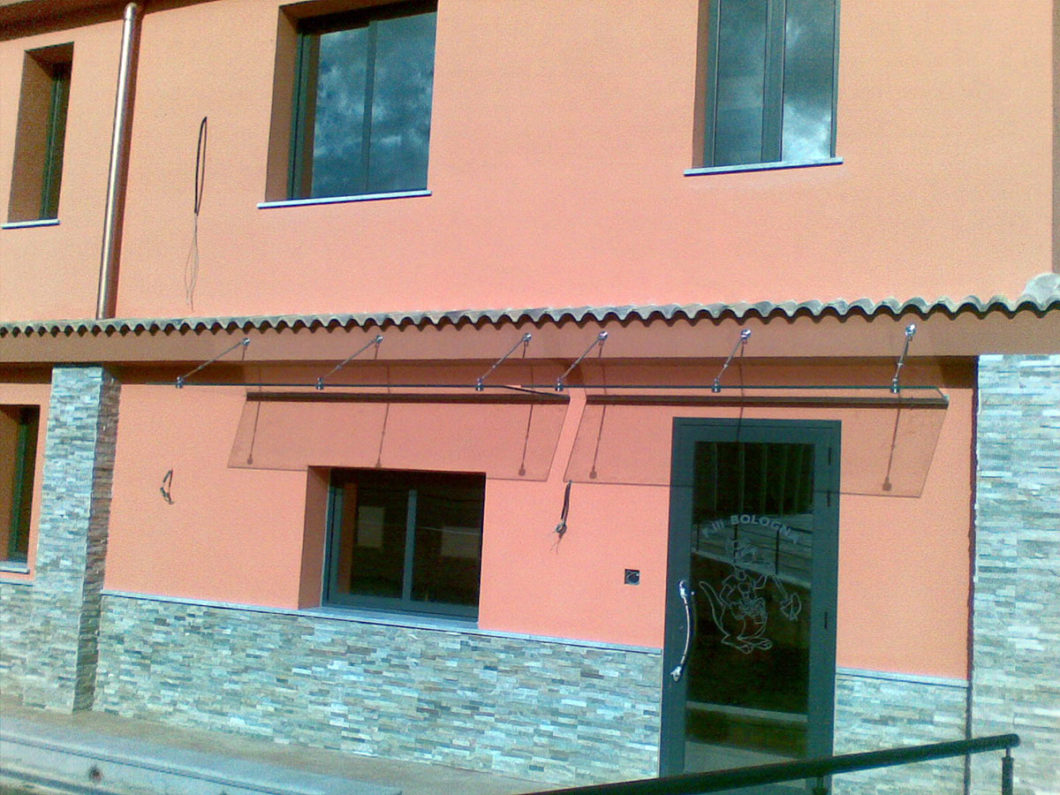Pensiline – esempio 02